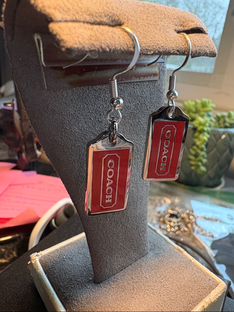 Coach Red Enamel Logo Tag Drop Earrings 75$